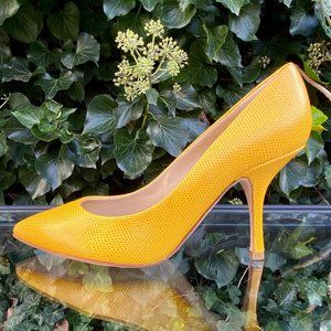 NEW! Giuseppe Zanotti 3” Yellow Pump Stiletto, Size EU 38.5
